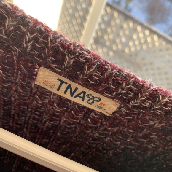 Aritzia TNA Knit Sweater - Picture 3 of 4